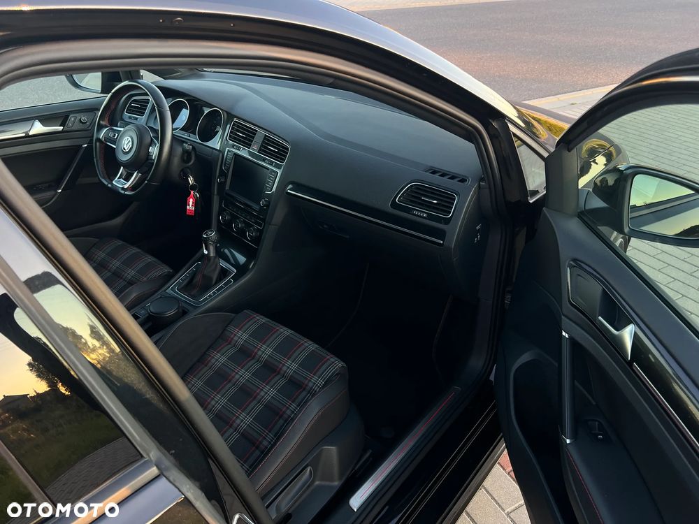 Volkswagen Golf VII 2.0 TSI BMT GTI Performance - 10