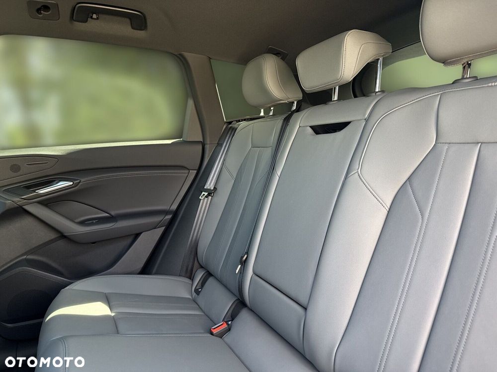 Audi Q6 e-tron - 12