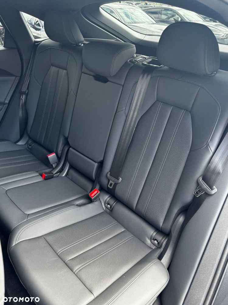Audi Q5 Sportback - 18