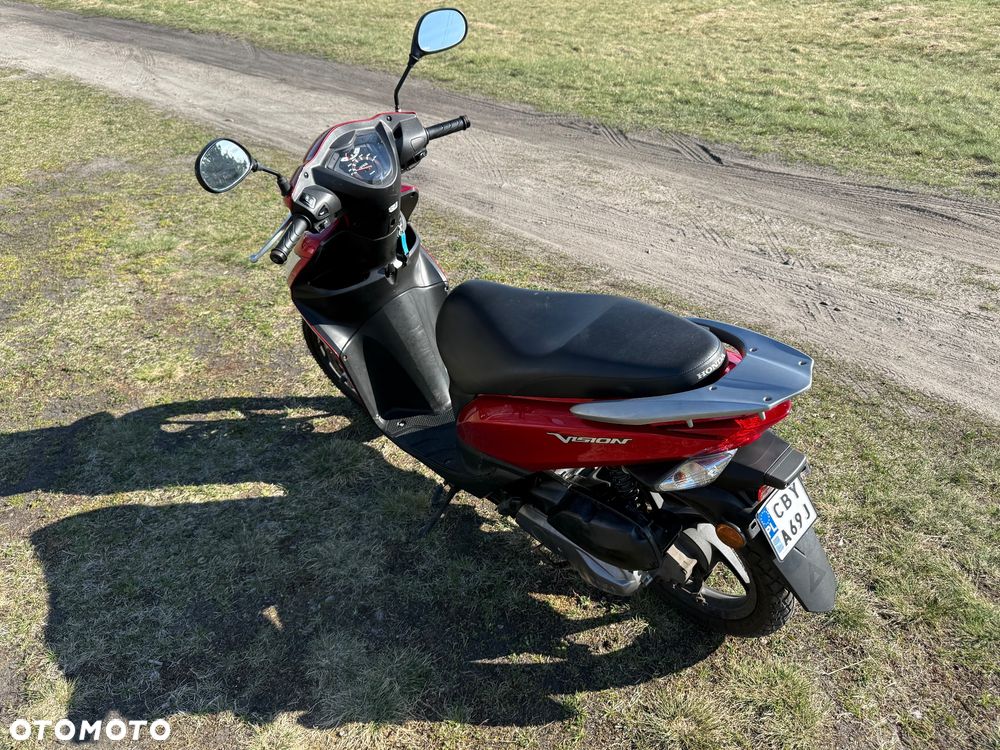 Honda Vision - 5