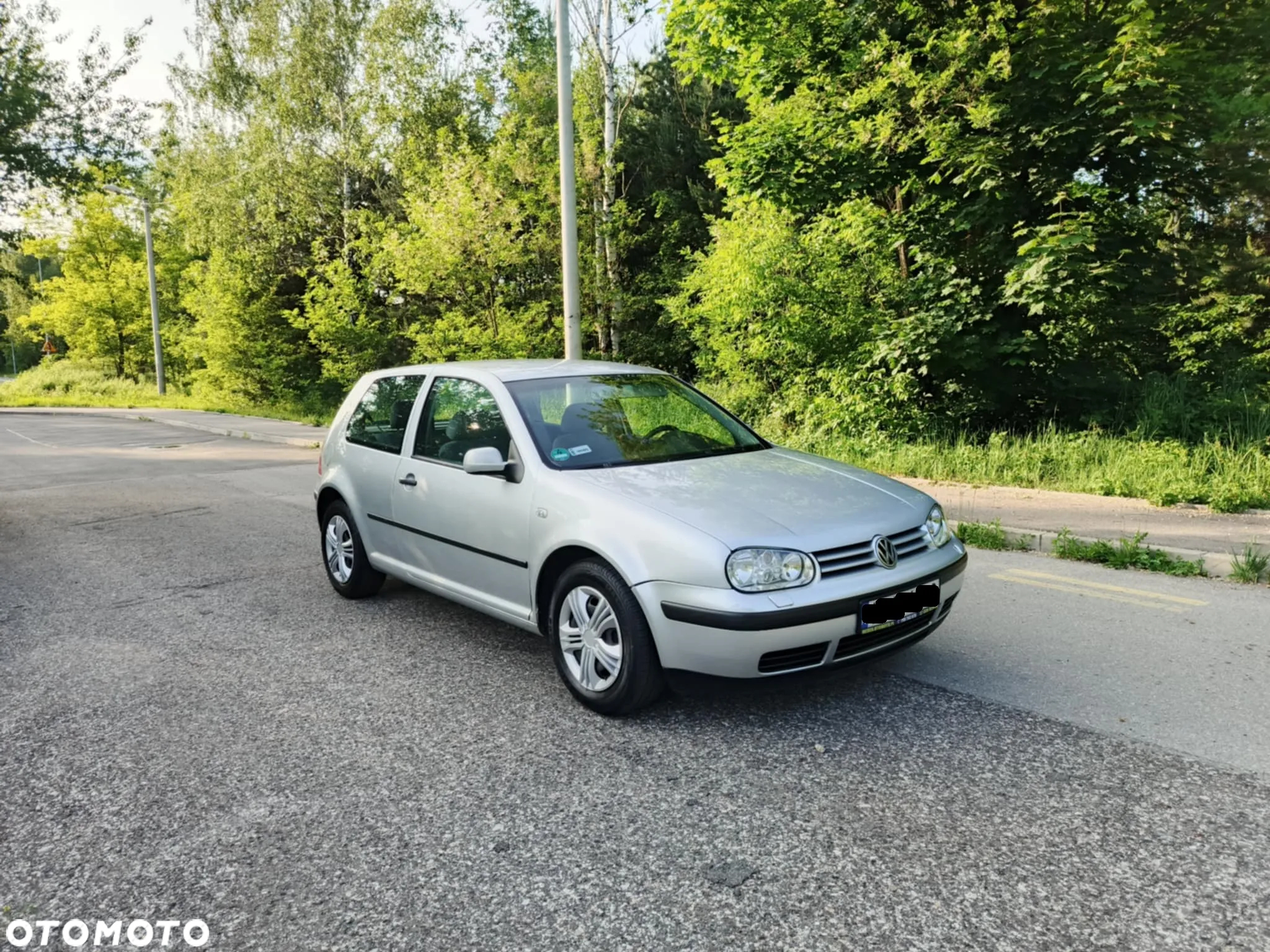 Volkswagen Golf IV 1.6 Basis - 2