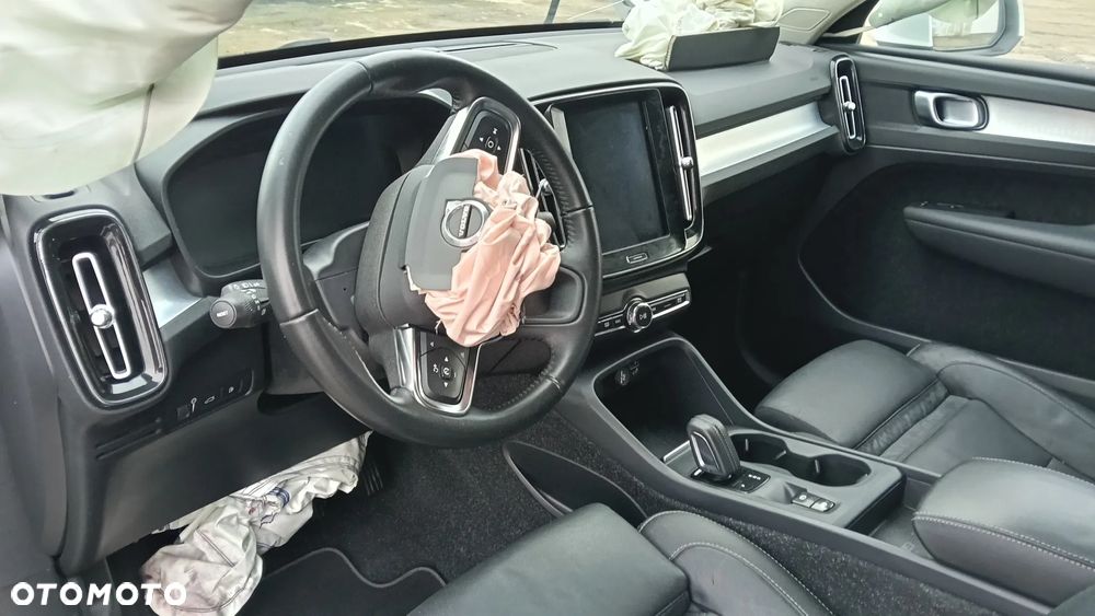 Volvo XC 40 T5 Recharge DKG Ultimate Bright - 15