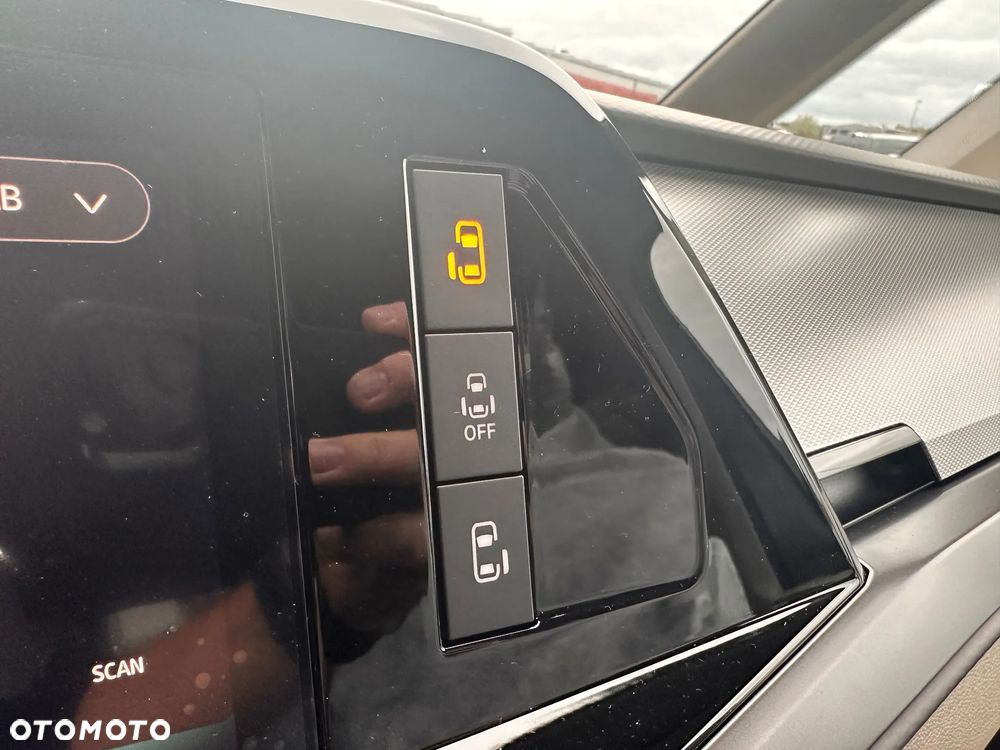 Volkswagen Multivan 2.0 TSI L2 DSG - 8