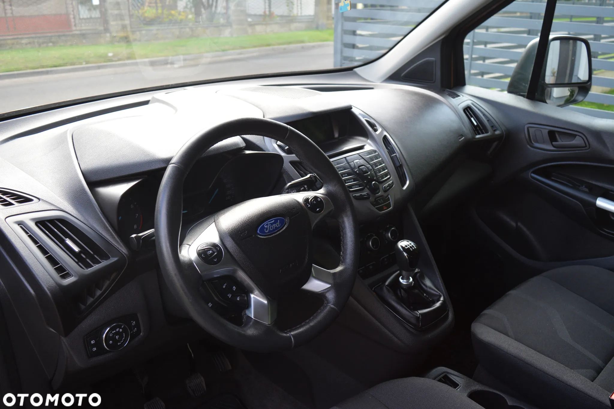 Ford Tourneo Connect 1.0 EcoBoost Start-Stop Titanium - 17