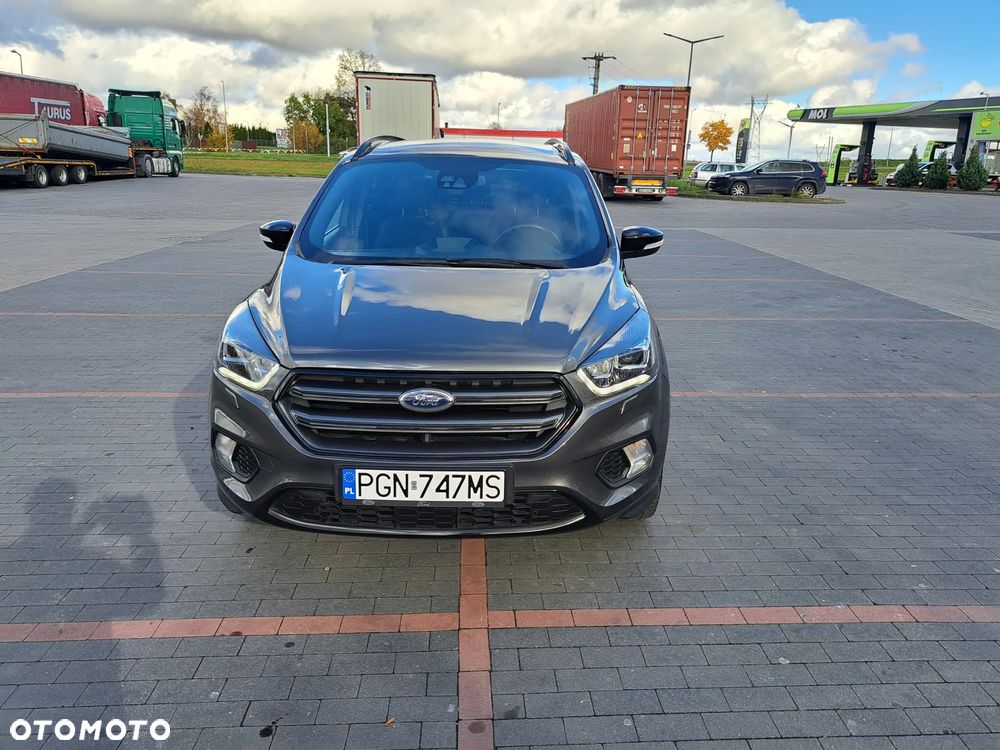 Ford Kuga - 26