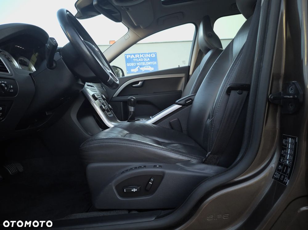 Volvo V70 D4 Summum - 15