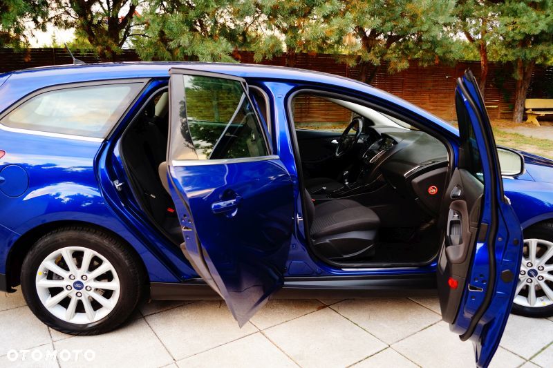 Ford Focus - 24