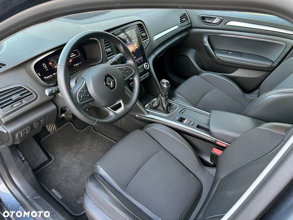 Renault Megane 1.3 TCe Techno - 11