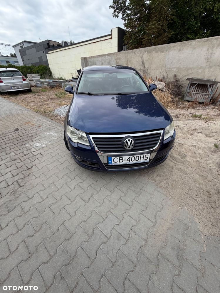 Volkswagen Passat - 5