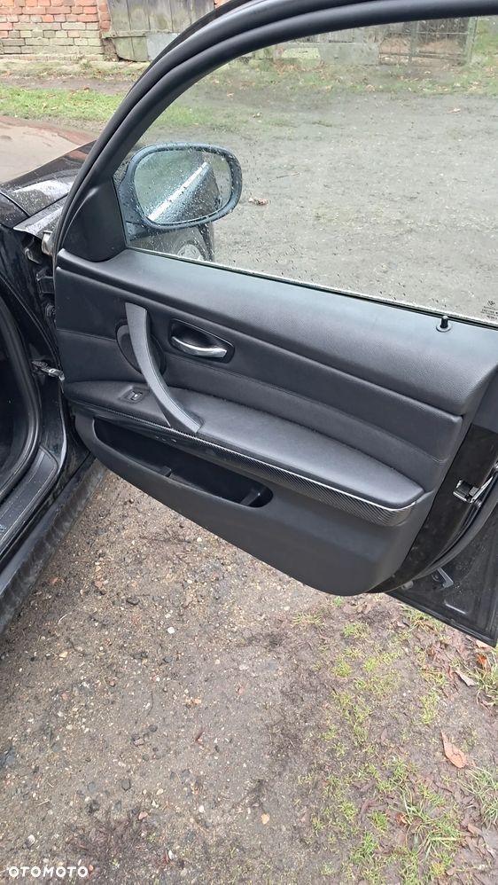 BMW Seria 3 320d DPF Efficient Dynamics Edition - 9