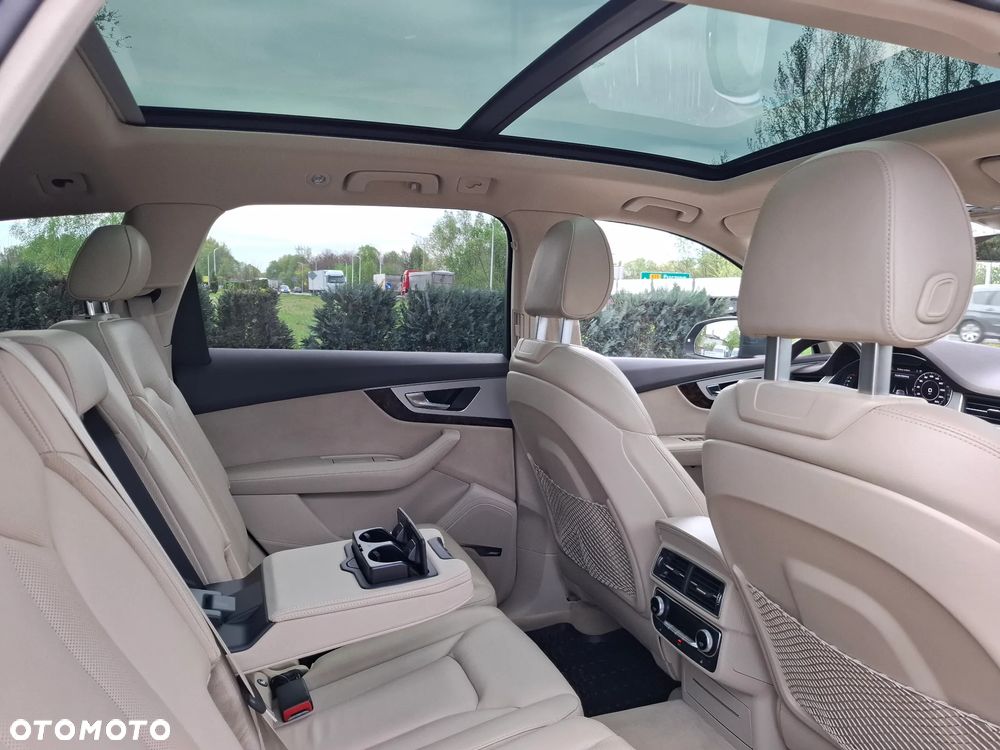 Audi Q7 - 29