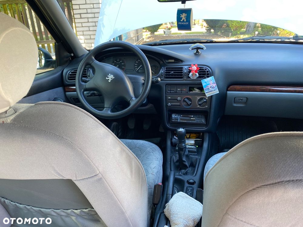 Peugeot 406 - 16