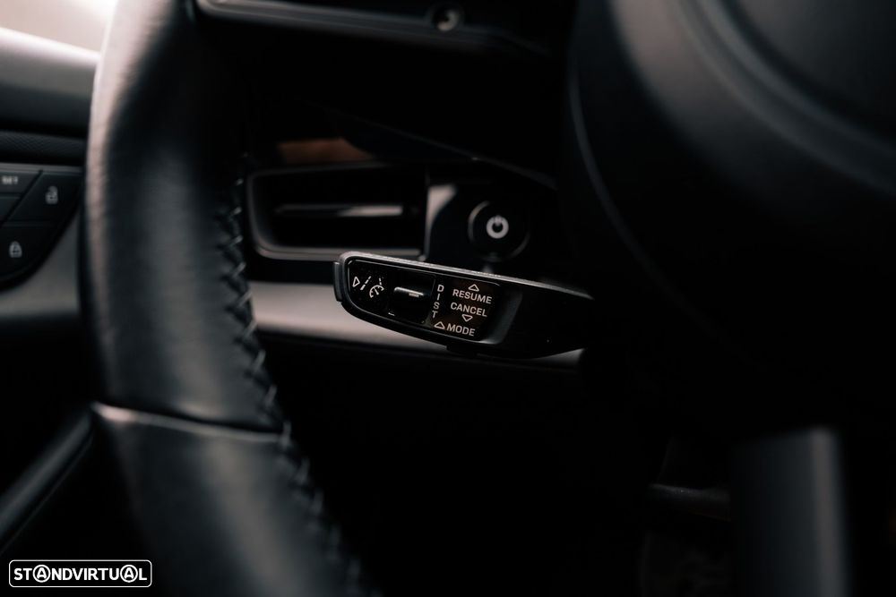 Porsche Taycan Sport Turismo - 41