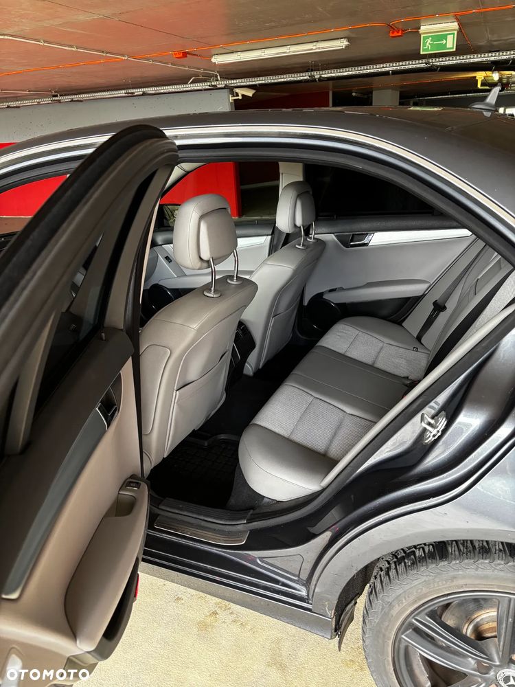 Mercedes-Benz Klasa C 200 Kompressor Avantgarde - 9