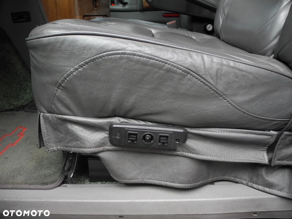 Chevrolet Astro 4.3i V6 - 21