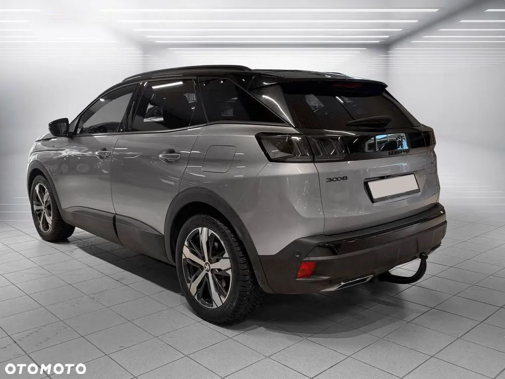 Peugeot 3008 1.6 PureTech HYbrid4 GT Line S&S EAT8 - 10