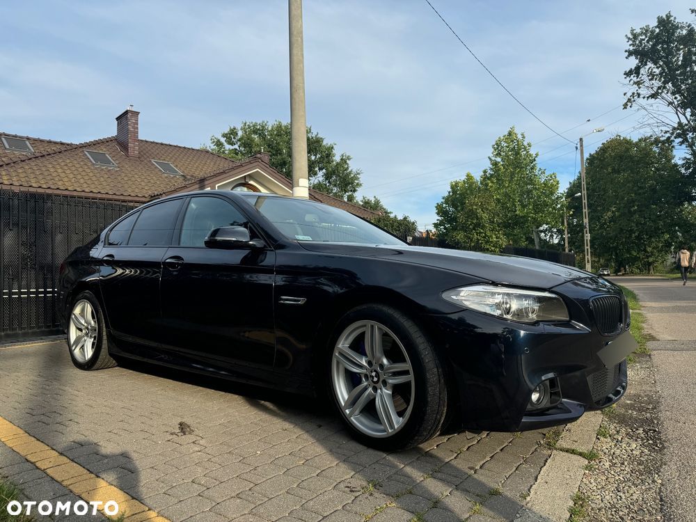 BMW Seria 5 550i - 2