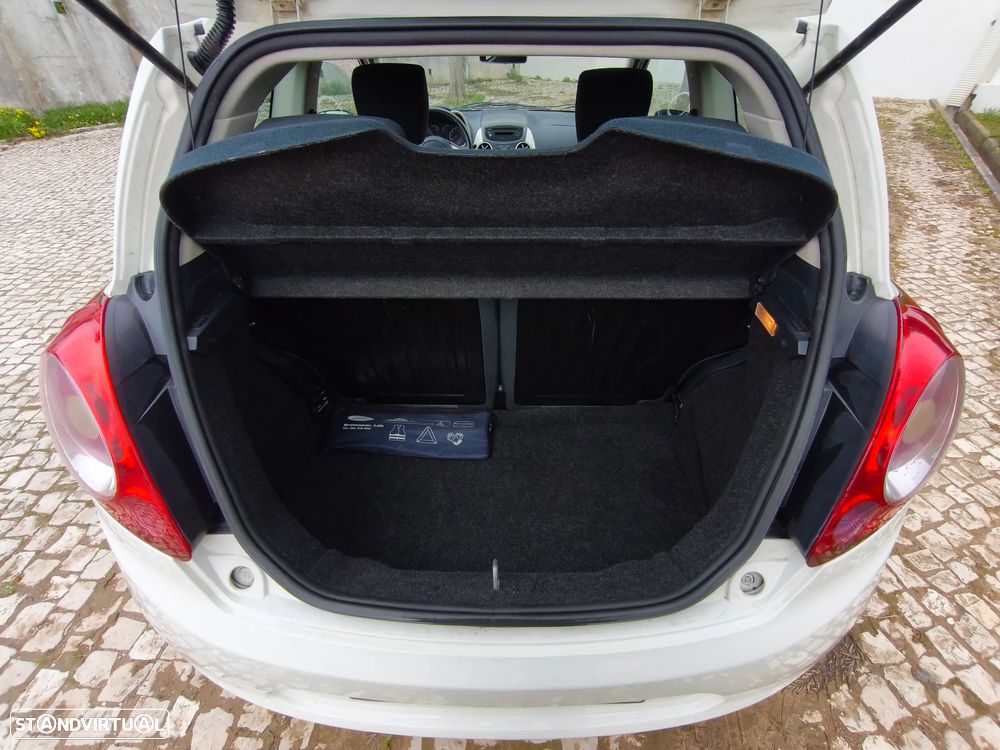Ford KA 1.2 Titanium - 13