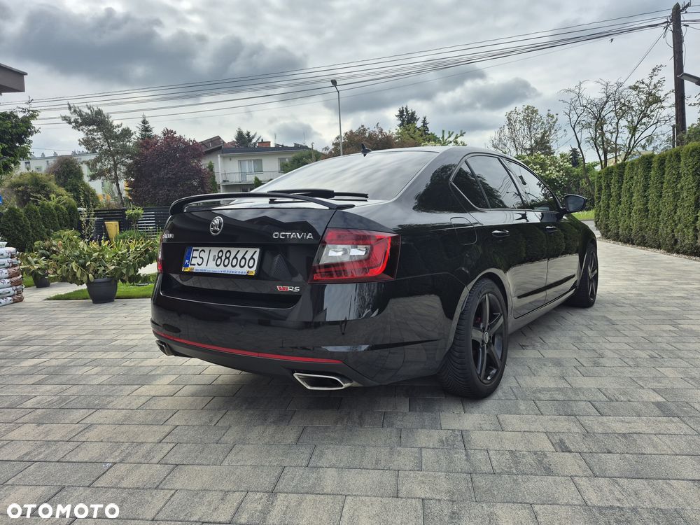 Skoda Octavia 2.0 TSI RS DSG - 10