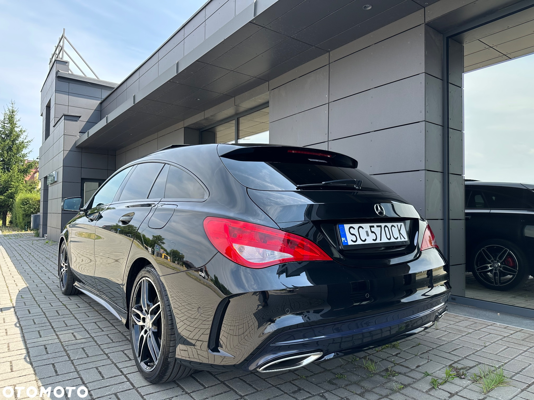 Mercedes-Benz CLA 200 7G-DCT AMG Line - 10