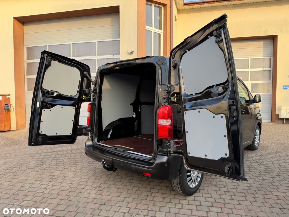Toyota Proace 2,0 L2H1 - 8