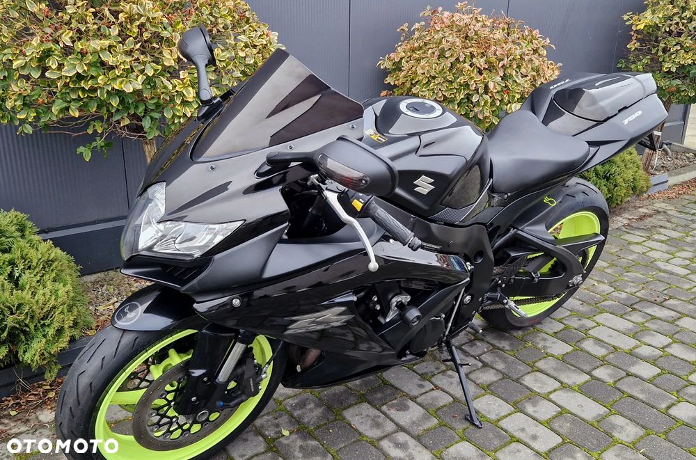 Suzuki GSX-R - 27