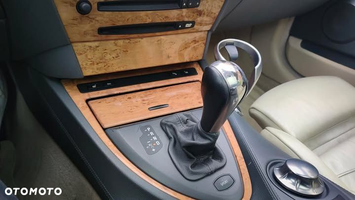 BMW Seria 6 645 Ci - 22