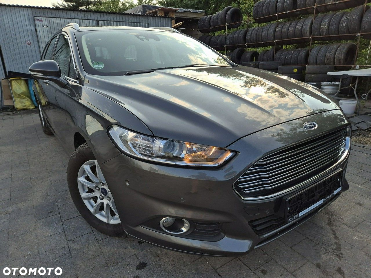 Ford Mondeo Turnier 1.5 EcoBoost Start-Stopp Titanium - 2