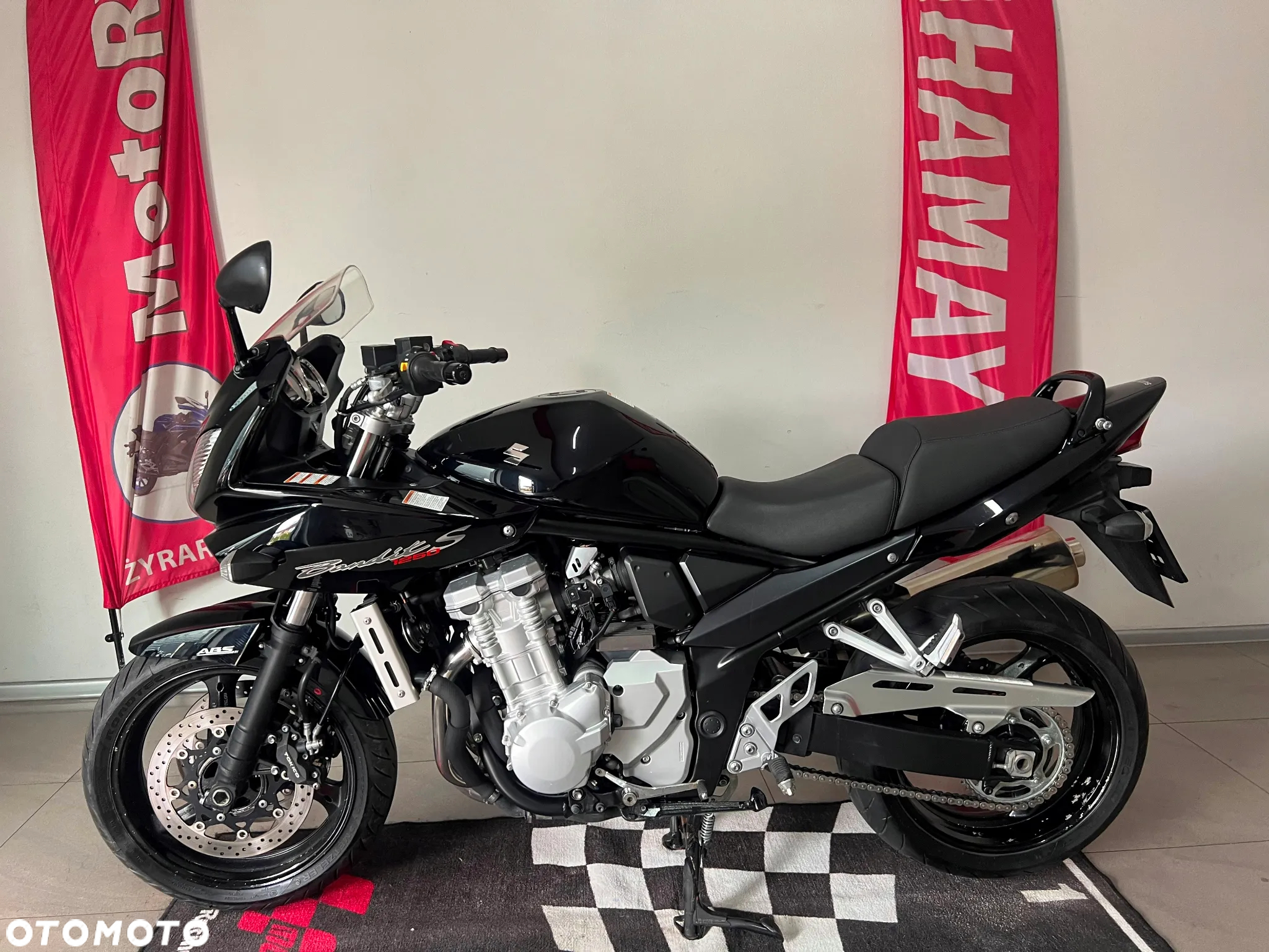 Suzuki Bandit - 10