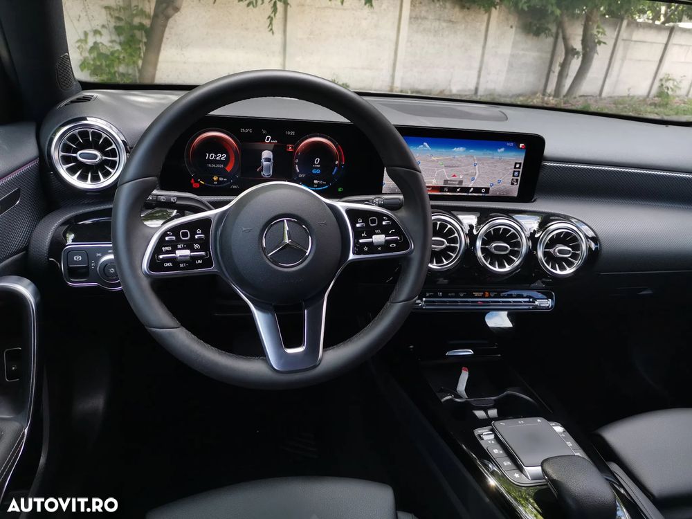 MERCEDES-BENZ A-Class 2021 — imagine 9