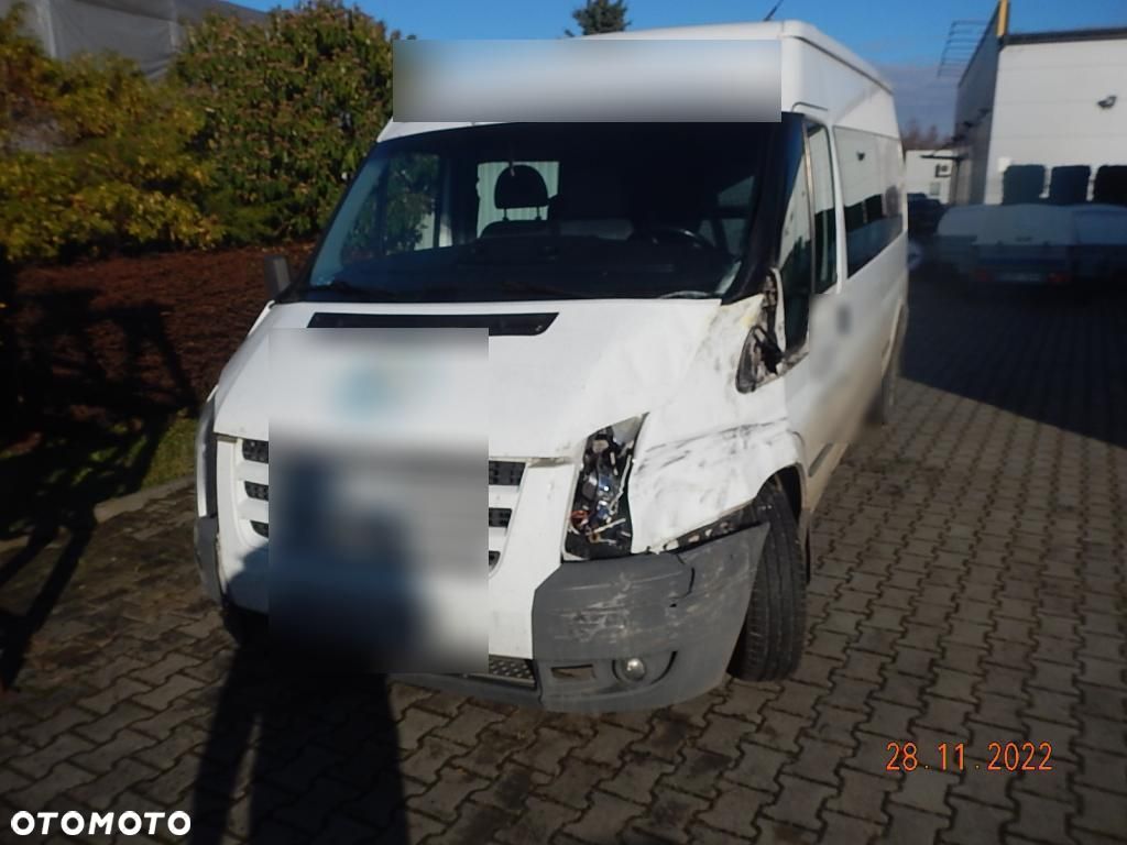 Ford Transit - 1