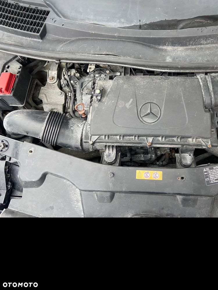Mercedes-Benz Vito - 11