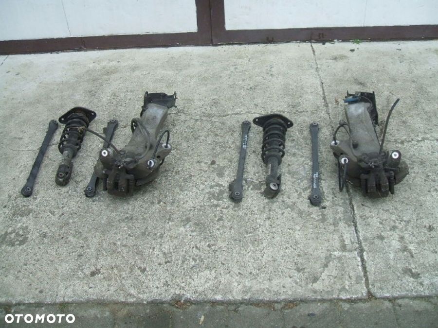 MINI COUNTRYMAN R60 ZWROTNICA WAHACZ PRAWA LEWA TYŁ 9805658 9805657 - 5