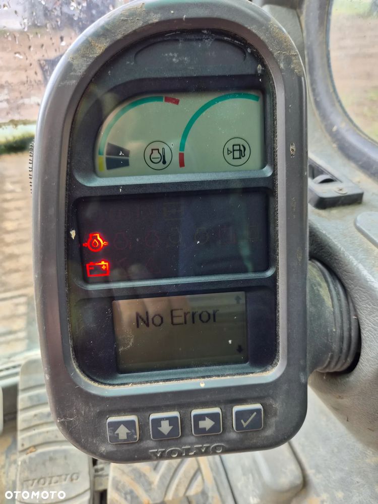 Volvo EC210Blc - 10