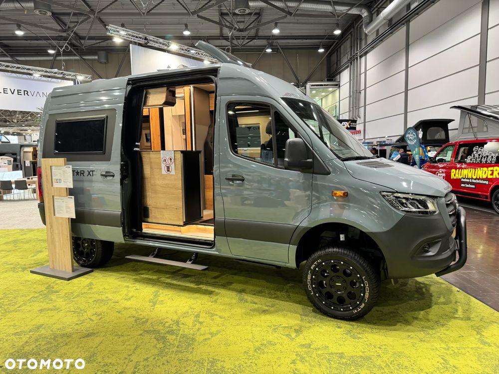Mercedes-Benz Sprinter - 2
