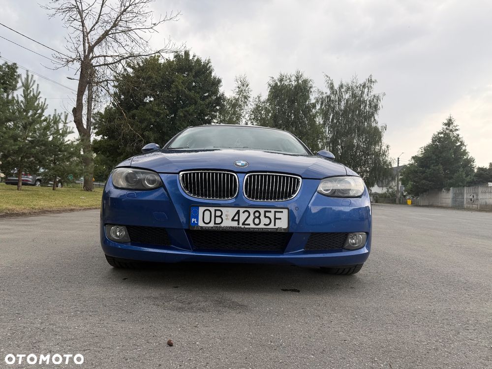 BMW Seria 3 325i - 2
