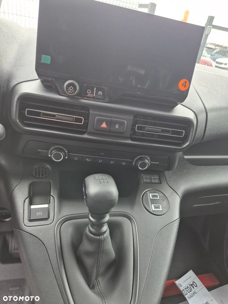 Citroën Berlingo Furgon XL LONG 1.5 HDi 130KM !! OD RĘKI !! - 12