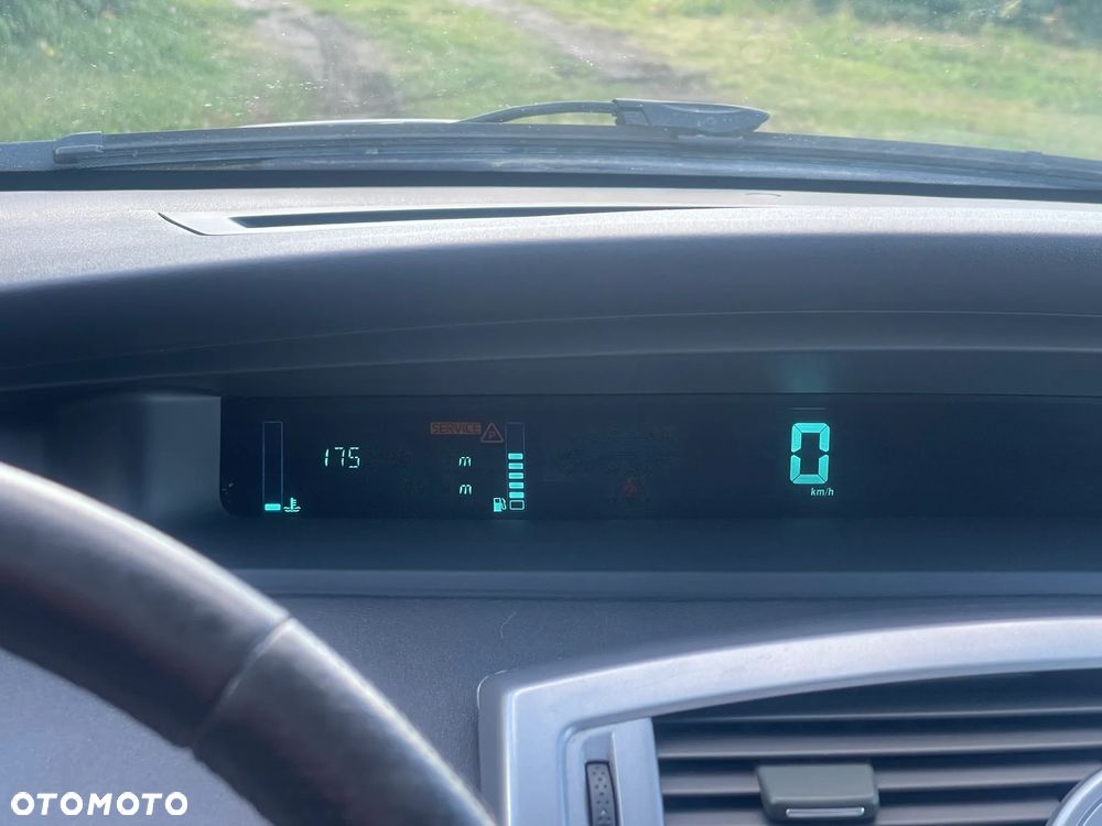 Renault Scenic 1.5 dCi Emotion - 15