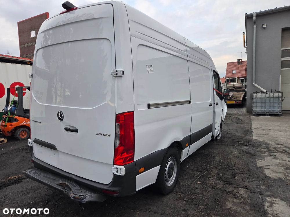 Mercedes-Benz SPRINTER L2 H2 - 2