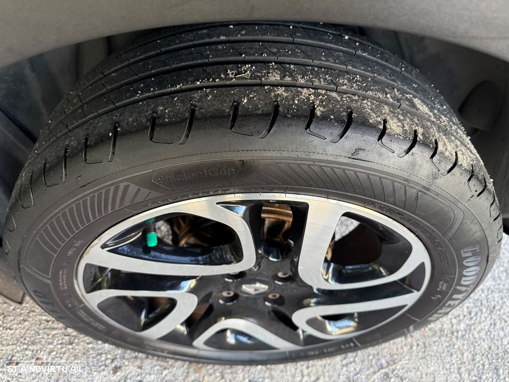 Renault Captur 1.5 dCi Exclusive - 16