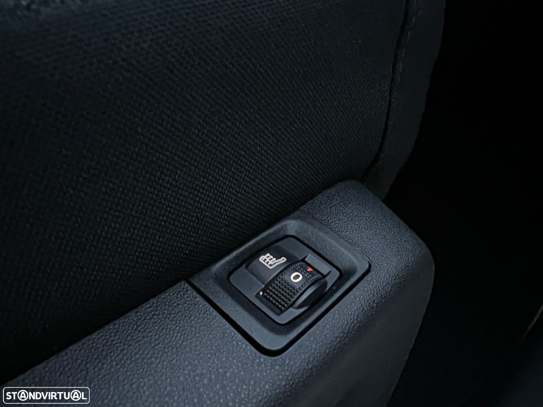 Citroën C3 1.2 PureTech Shine - 18