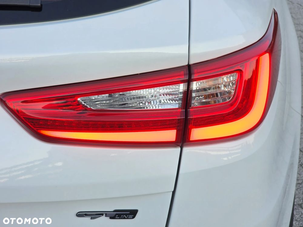 Kia Optima - 10