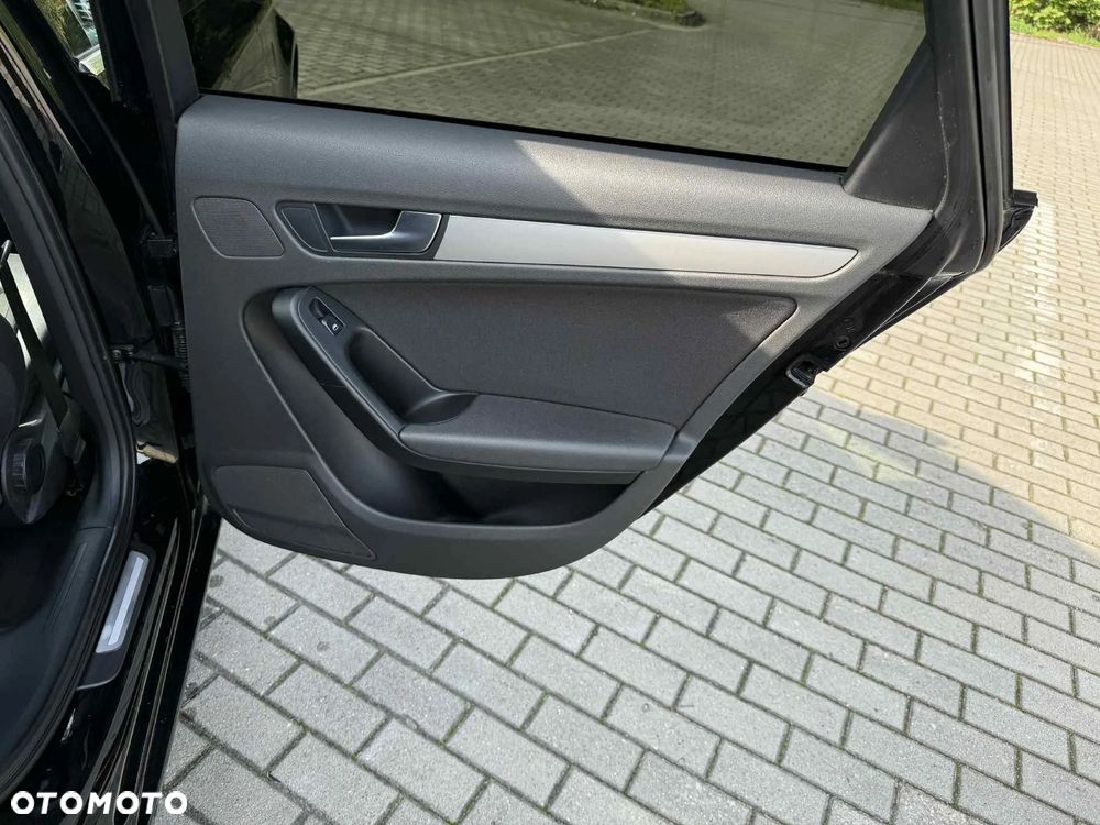 Audi A4 Avant 1.8 TFSI Ambition - 16