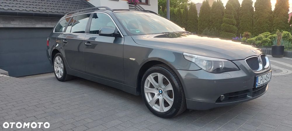 BMW Seria 5 525i - 2