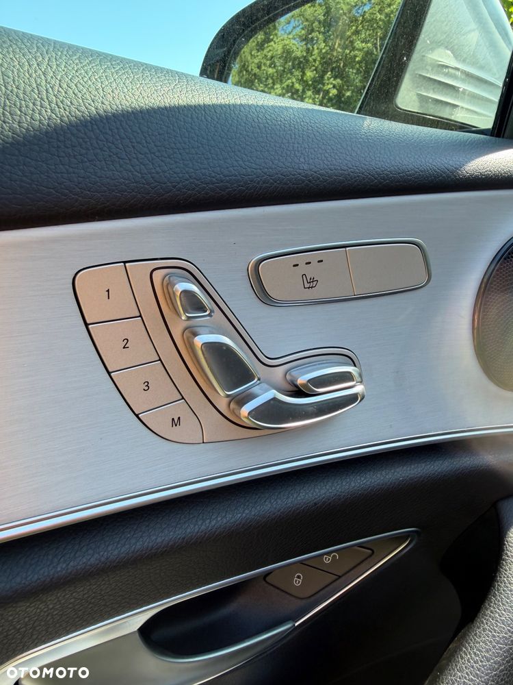 Mercedes-Benz Klasa E 220 d Avantgarde - 8