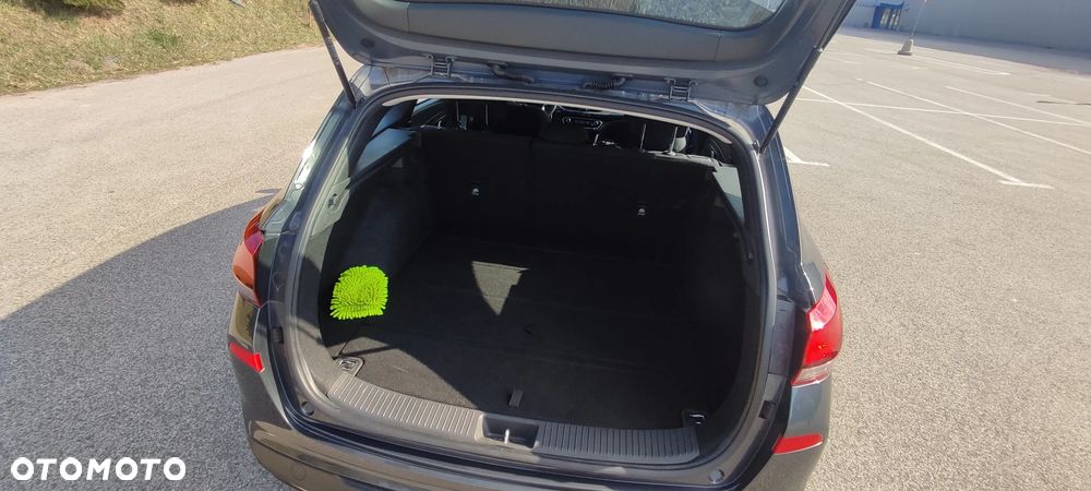 Hyundai i30 1.0 T-GDI Smart - 32