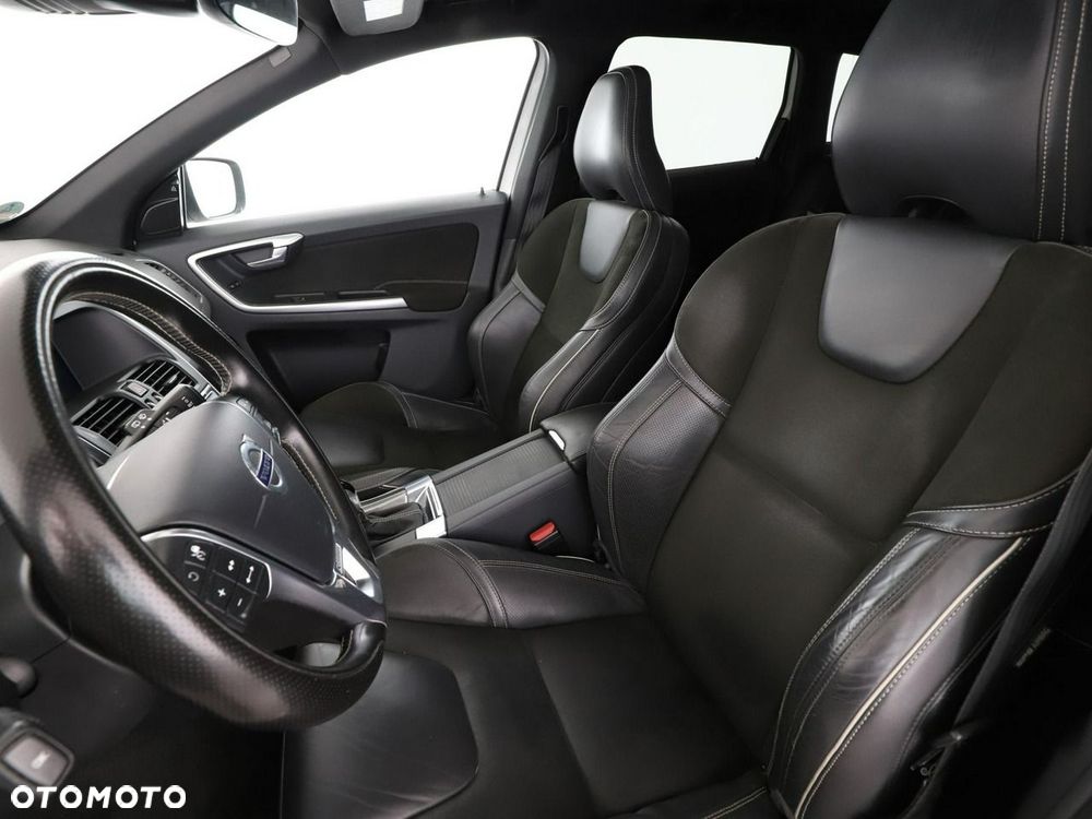 Volvo XC 60 D4 Momentum - 14