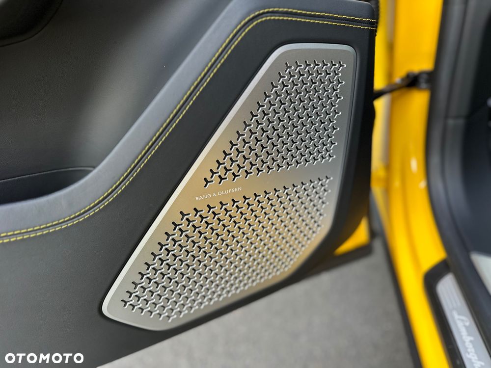 Lamborghini Urus - 28