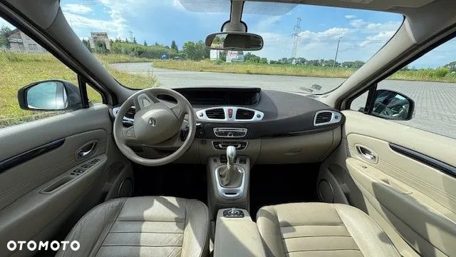 Renault Scenic 2.0 16V Privilege CVT - 12