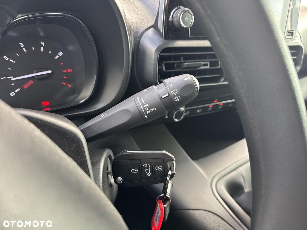 Toyota PROACE CITY - 16